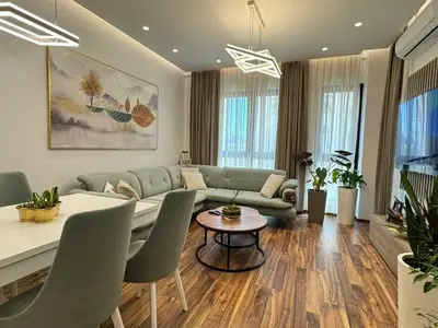 Apartment 1+1 for rent in Square 21, Tirana, 77 m². Photo 8 of 12