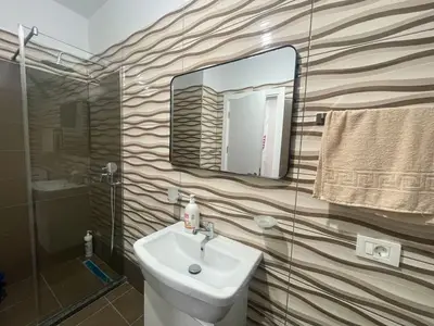 Apartment 2+1 for rent in Vlorë Albania, Vlorë, 86 m². Photo 8 of 12