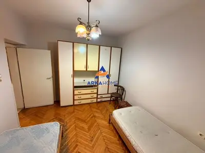Appartamento 2+1 in affitto a Vasil Shanto, Tirana, 75 m². Foto 3 di 6