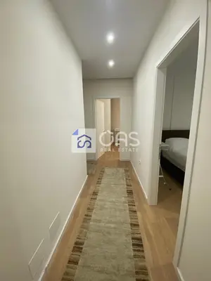 Apartament 3+1 me qera në Liqeni i Thatë, Tiranë, 132 m². Foto 9 nga 12