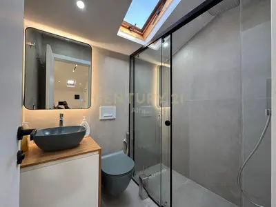 Vilë me qera në Sauk i Vjetër, Tiranë, 240 m². Foto 3 nga 12