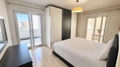 Apartament 2+1 me qera në 21 Dhjetori, Tiranë, 107 m². Foto 3 nga 9