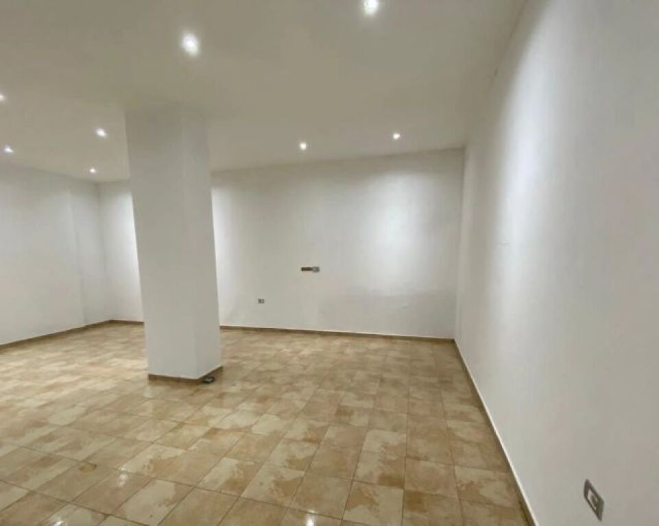 Office for rent in Yzberisht, Tirana, 55 m². Photo 3 of 3