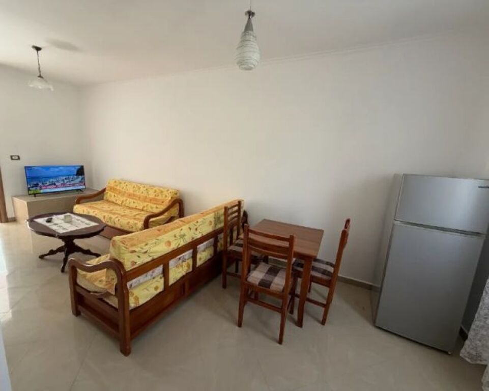Appartamento 1+1 in affitto ad Ali Demi, Tirana, 60 m²