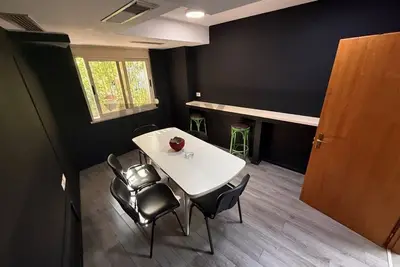 Office for rent in Rruga Sami Frashëri, Tirana, 173 m². Photo 1 of 8