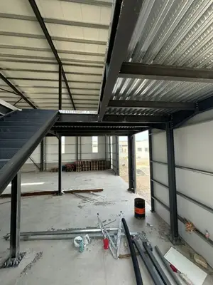 Magazinë me qera në Porto Romano, Durrës, 2 200 m². Foto 3 nga 3