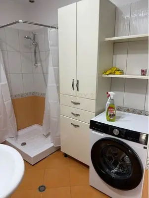 Apartment 2+1 for rent in Rruga Mujo Ulqinaku, Durrës, 87 m². Photo 10 of 10