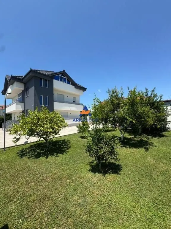 Villa in affitto a Laknas, Kamza, 220 m²