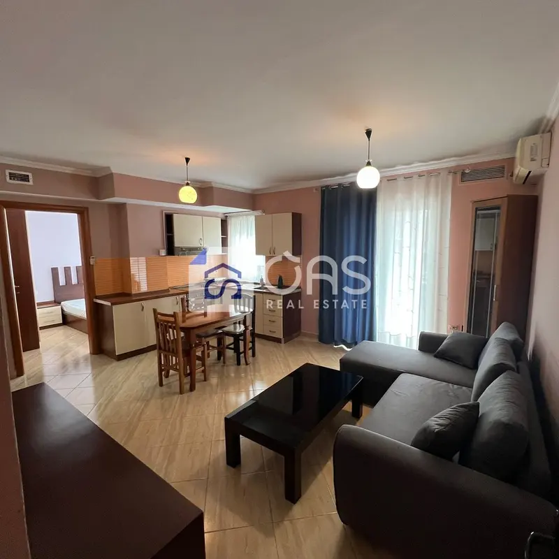 Appartamento 1+1 in affitto a Rruga e Dibrës, Tirana, 62 m²