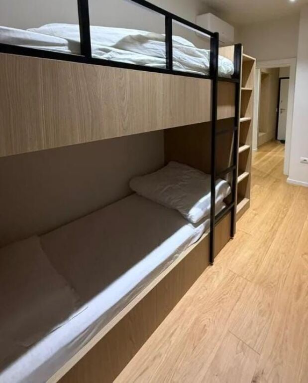 Apartment 2+1 for rent in Rruga e Kosovarëve, Tirana, 95 m². Photo 3 of 3