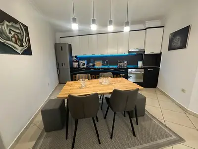 Appartamento 1+1 in affitto a Rruga Egnatia, Durazzo, 68 m². Foto 7 di 8