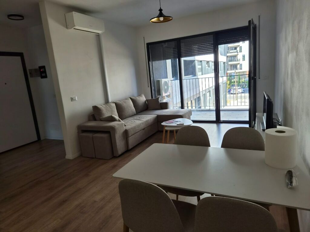 Apartament 1+1 me qera në Don Bosko, Tiranë, 65 m²