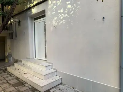 Office for rent in Rruga e Elbasanit, Tirana, 73 m². Photo 5 of 6