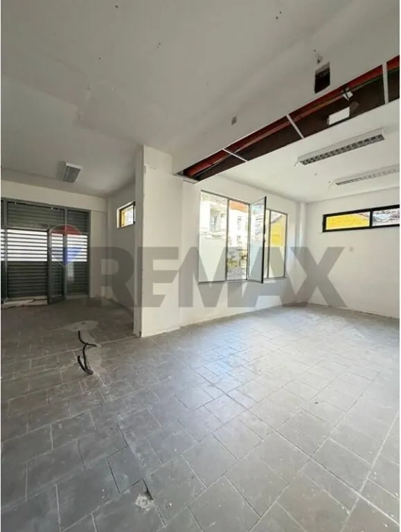 Dyqan me qera në Rruga Him Kolli, Tiranë, 410 m². Foto 1 nga 6