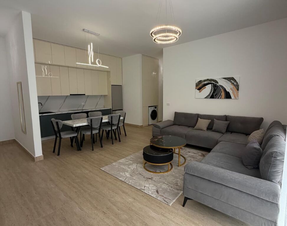 Appartamento 2+1 in affitto a Kompleksi Delijorgji, Tirana, 120 m²
