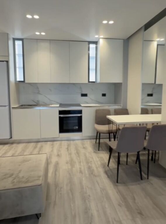 Apartment 1+1 for rent in Bulevardi i Ri, Tirana, 65 m². Photo 2 of 3