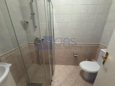 Appartamento 2+1 in affitto a Blloku, Tirana, 146 m². Foto 7 di 10