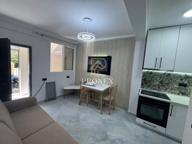 Appartamento 1+1 in affitto a Bulevardi Zhan D’Ark, Tirana, 60 m²