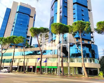 Ufficio in affitto a Kullat Binjake, Tirana, 94 m². Foto 1 di 12