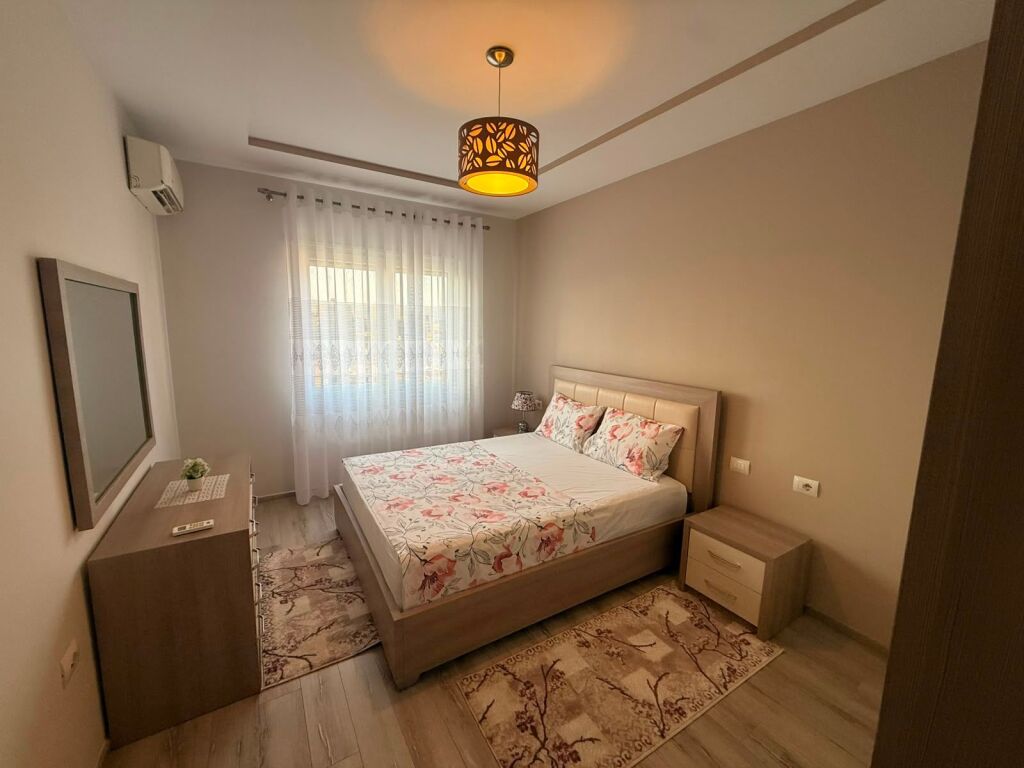 Apartament 1+1 me qera në Ish Parku, Tiranë, 64 m². Foto 3 nga 3
