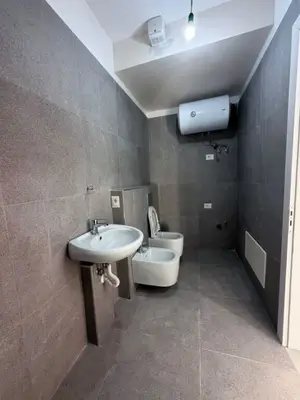 Appartamento in affitto a Rruga e Dibrës, Tirana, 77 m². Foto 5 di 6