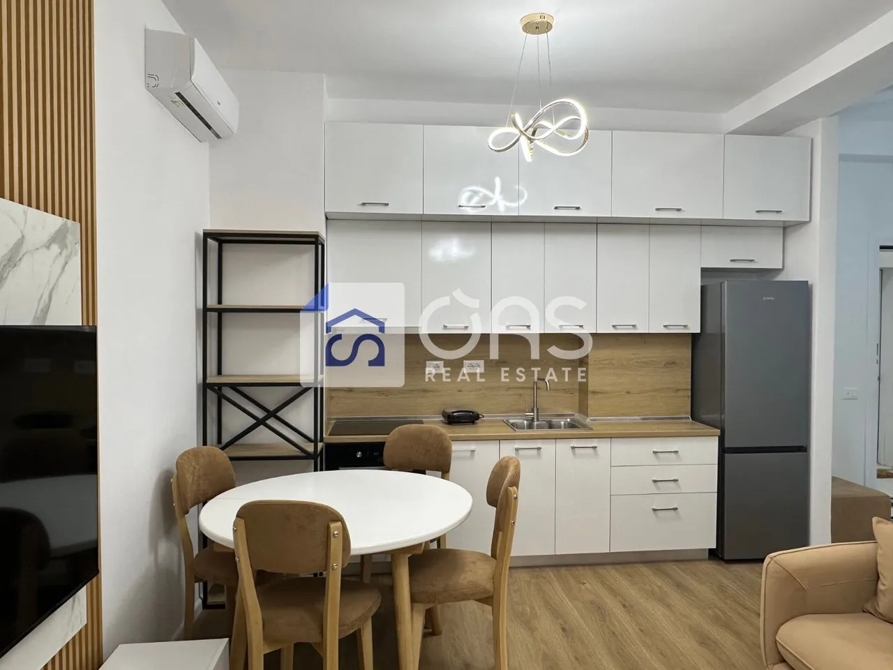 Apartment 1+1 for rent in Ali Dem, Tirana, 60 m². Photo 1 of 3