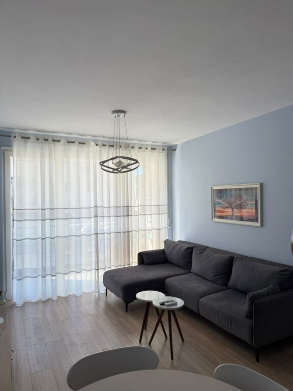Casa indipendente 2+1 in affitto a Don Bosko, Tirana, 90 m². Foto 1 di 3