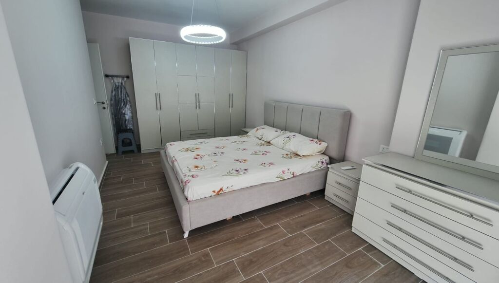 Appartamento 2+1 in affitto a Rruga 5 Maji, Tirana, 89 m². Foto 2 di 3