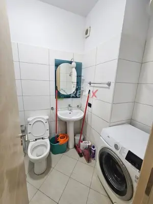 Apartament 2+1 me qera në Vila e Zogut, Durrës, 100 m². Foto 12 nga 12