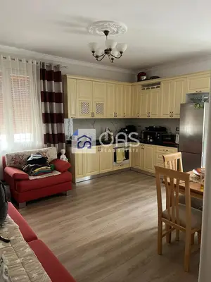 Appartamento 1+1 in affitto a Qsut, Tirana, 60 m². Foto 1 di 6