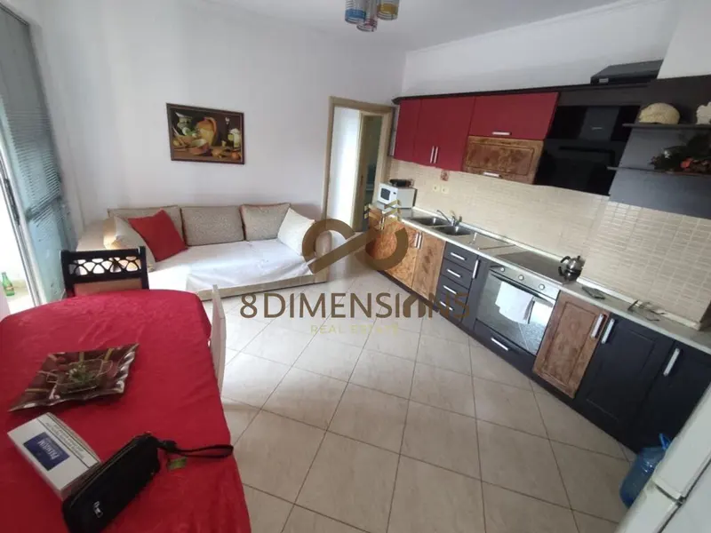Apartament me qera në Qender, Tiranë, 110 m²