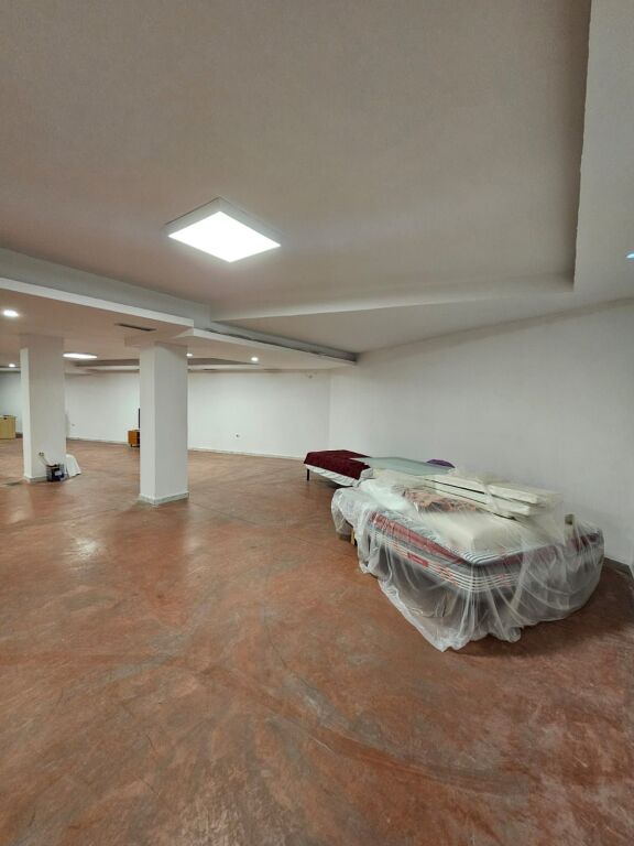 Magazinë me qera në Rruga Jordan Misja, Tiranë, 485 m²