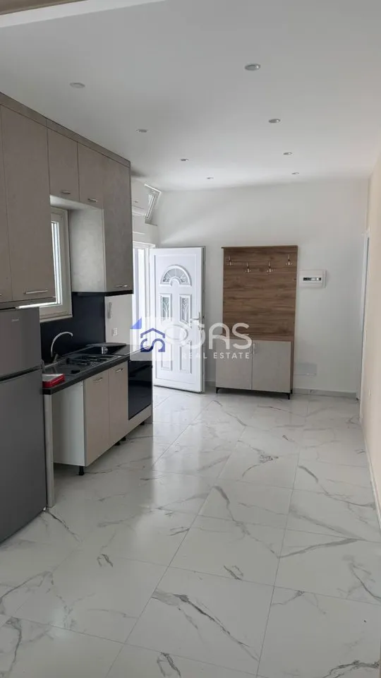 Apartment 1+1 for rent in 5 Maj, Tirana, 50 m². Photo 1 of 5