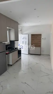 Apartment 1+1 for rent in 5 Maj, Tirana, 50 m². Photo 1 of 5