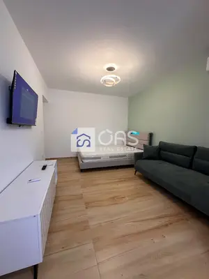 Apartament 1+1 me qera në Ali dem, Tiranë, 55 m². Foto 3 nga 8