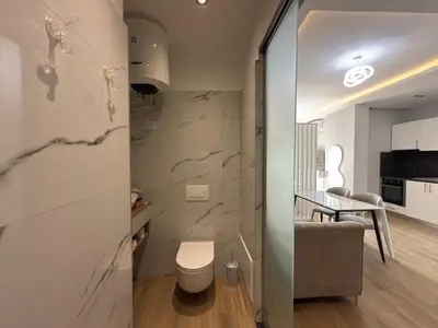Room for rent in Lungomare, Vlorë, 45 m². Photo 8 of 10