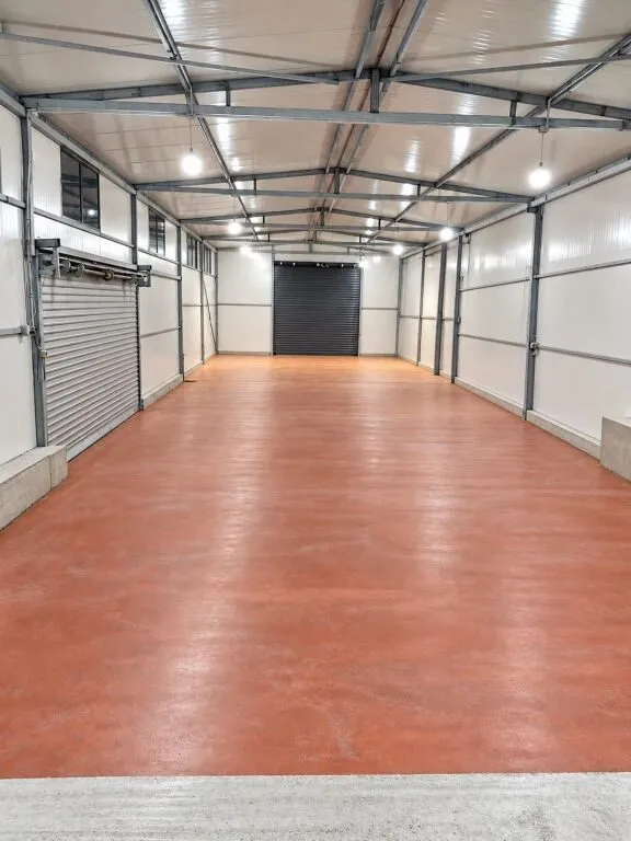 Magazinë me qera në Prush, Tiranë, 280 m². Foto 1 nga 1