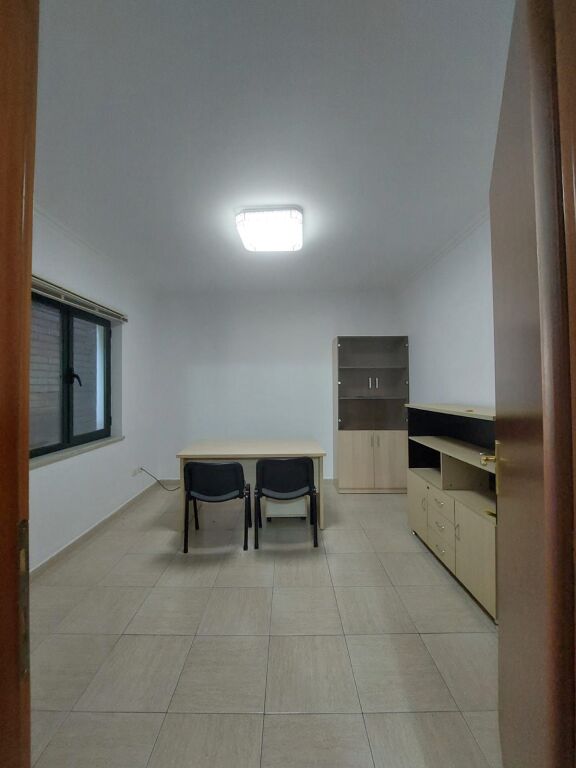 Ambient biznesi me qera në Blloku, Tiranë, 200 m². Foto 3 nga 3