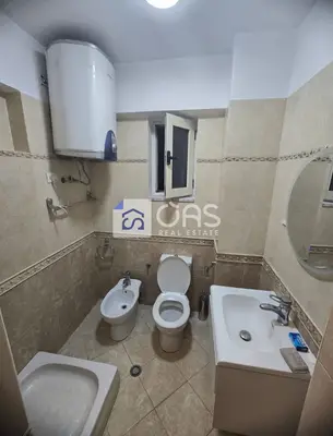 Appartamento 1+1 in affitto a Rruga e Barrikadave, Tirana, 75 m². Foto 3 di 4