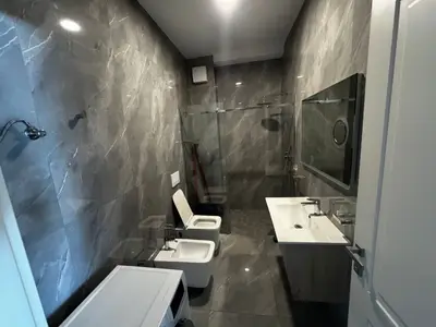 Apartament 1+1 me qera në TEG, Tiranë, 90 m². Foto 4 nga 7