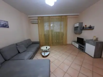 Apartament 2+1 me qera në Vollga, Durrës, 120 m². Foto 2 nga 8