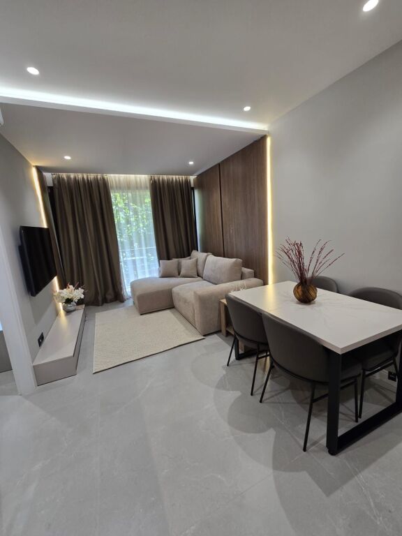 Appartamento 1+1 in affitto a Don Bosko, Tirana, 65 m². Foto 2 di 3