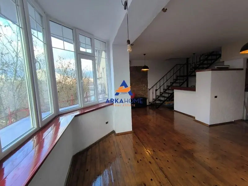 Apartment for rent in Blloku, Tirana, 84 m²