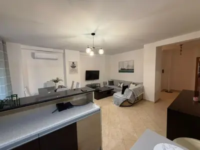 Appartamento 2+1 in affitto a Vila e Zogut, Durazzo, 102 m². Foto 3 di 11