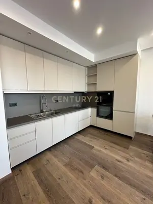 Apartment 1+1 for rent in Golden Tower Residence, Tirana, 75 m². Photo 1 of 5