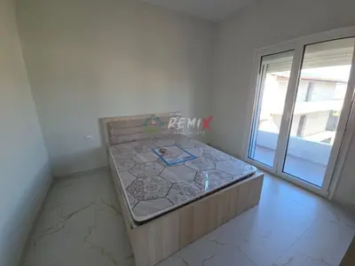 Apartment 1+1 for rent in Rruga Vellazerimi, Durrës, 60 m². Photo 3 of 5