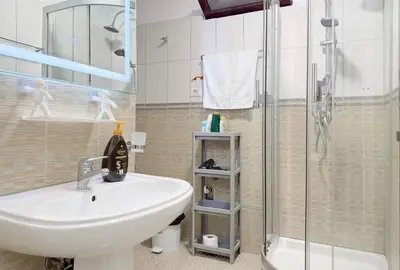 Apartament 3+1 me qera në Ish Ekspozita, Tiranë, 105 m². Foto 7 nga 7