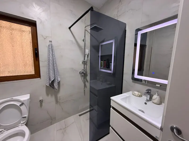 Appartamento 2+1 in affitto a Rruga Gjon Buzuku, Tirana, 110 m²