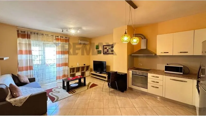 Apartment 1+1 for rent in Pazari i Ri, Tirana, 65 m²