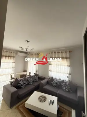 Apartament me qera në Rruga Muhamet Gjollesha, Tiranë, 82 m². Foto 1 nga 6